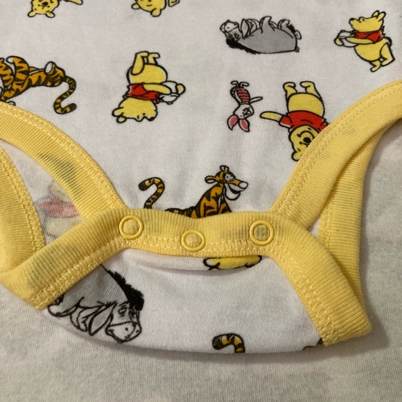 💛Winnie the Pooh long sleeve onesie - Picture 5 of 7